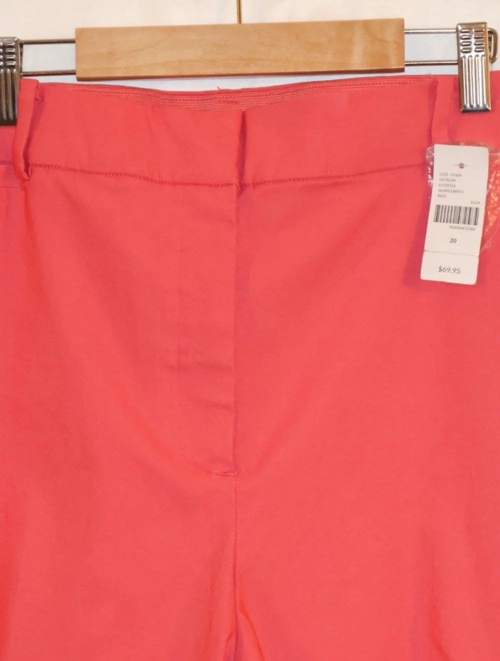 Lane Bryant 4-Season Mid-Rise Slim Capri Pants-Coral. NWT. - Picture 2 of 12
